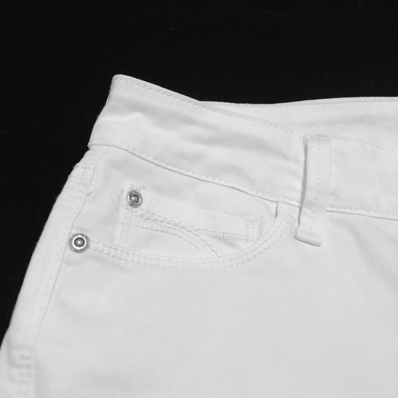 NYDJ White Ankle Jeans - Picture 5 of 9